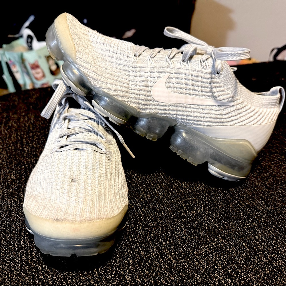 Nike Air VaporMax Flyknit 2 Women’s 10 White Vast Gray